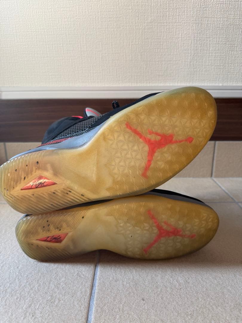 ハイカットNIKE JORDAN スニーカー 679680-020
