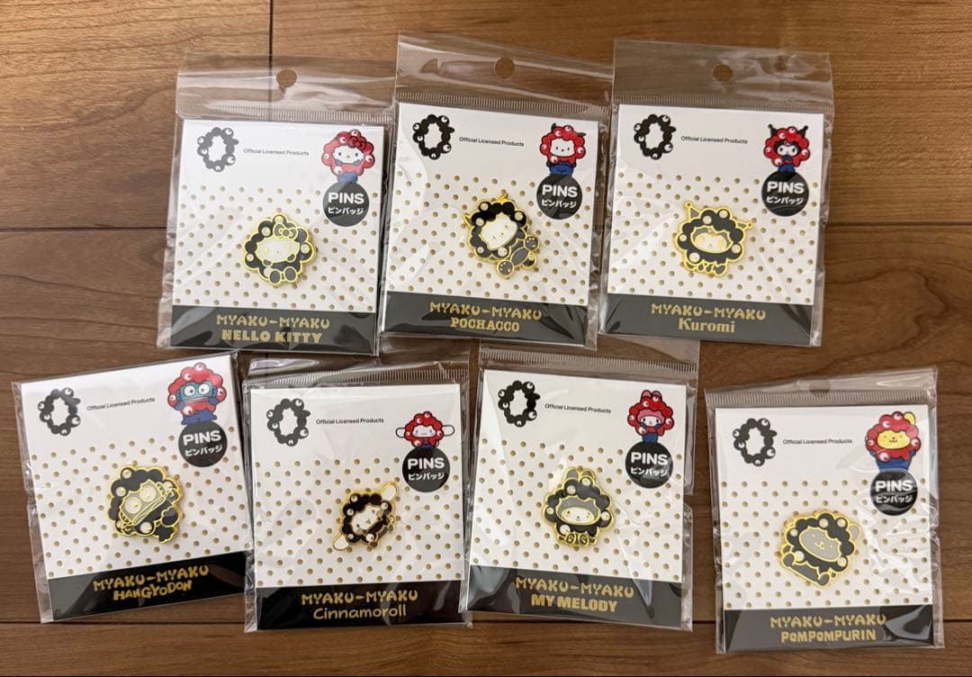 サンリオミャクミャクモノクロ ピンバッジ コンプリート