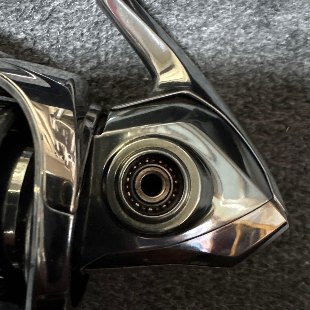 SHIMANO 18STELLA C2000Sスピニングリール