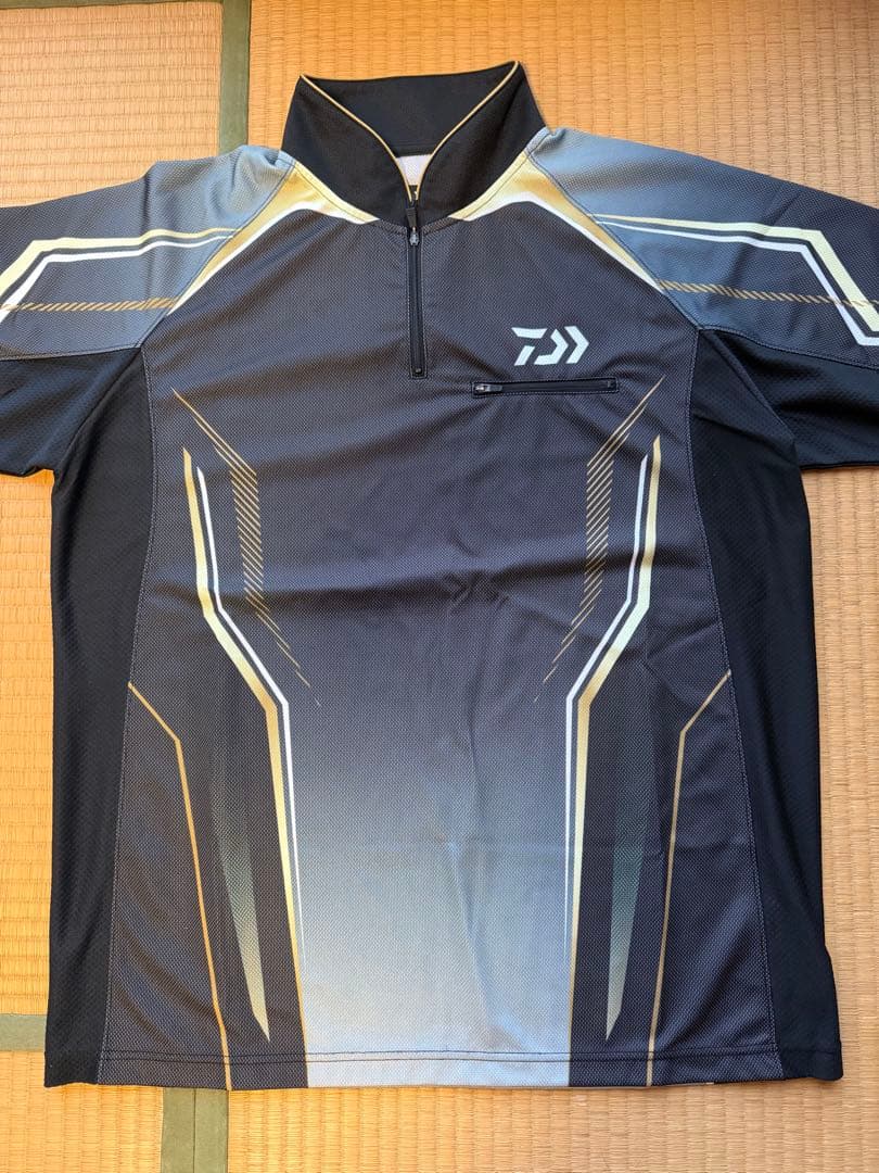 ダイワ トーナメント　ジップシャツ3XL