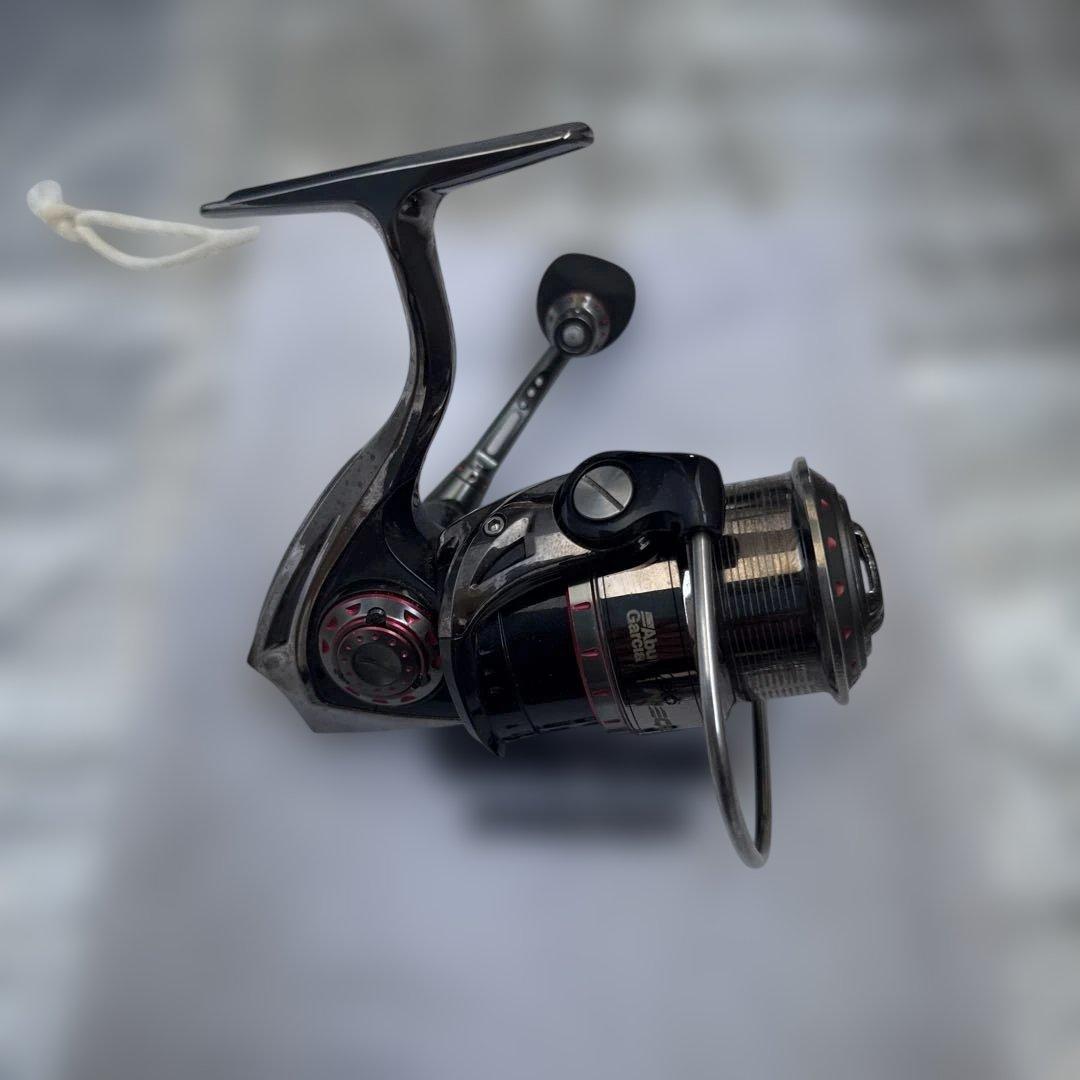 アブガルシア Abu Garcia Revo NEOS 2000S
