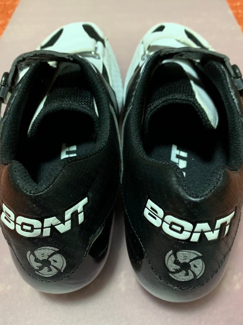未使用　BONT RIOT 自転車　トラックレース　シューズ 44.5 箱無し