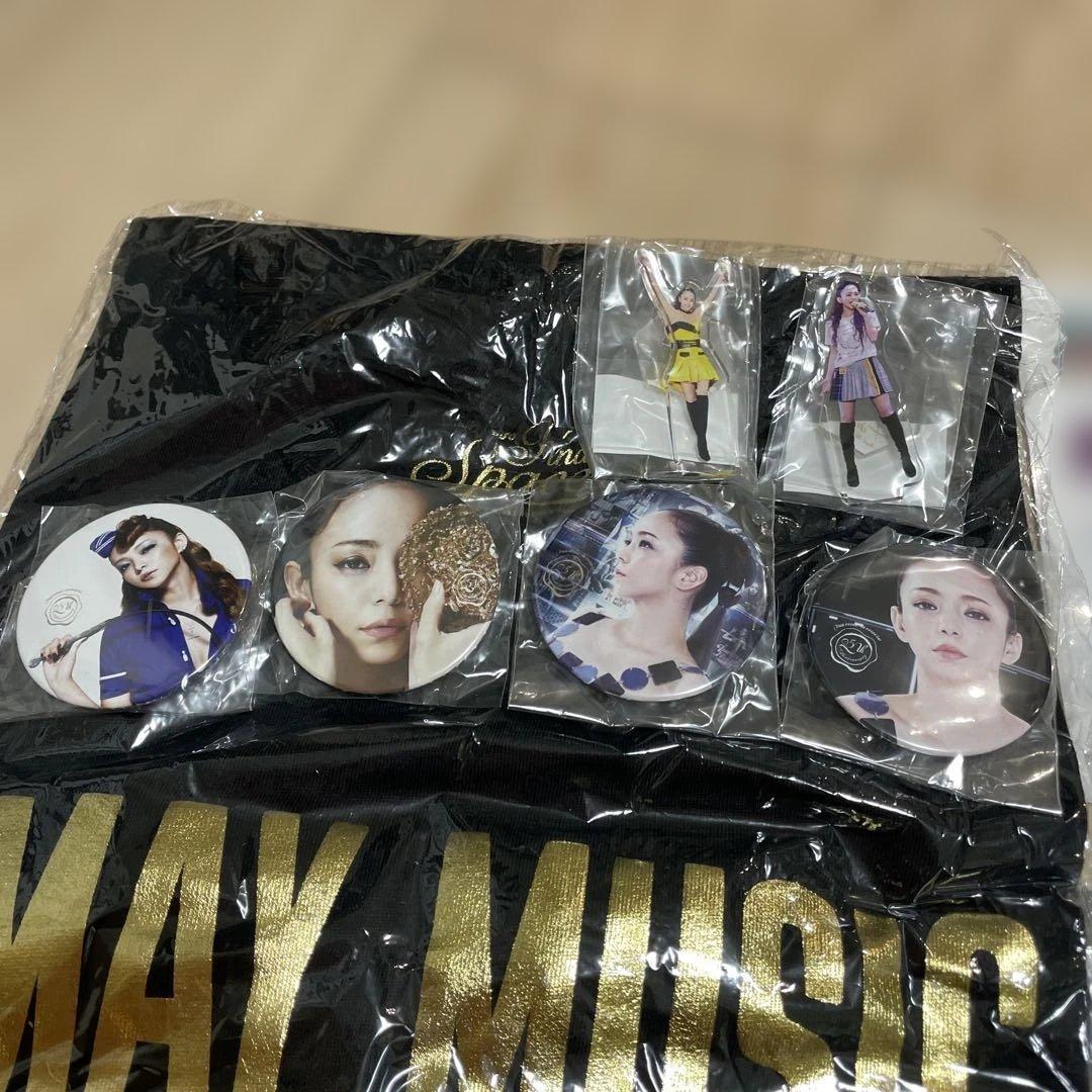 新品❣️LIVE 安室奈美恵Tシャツとフィギュアセット