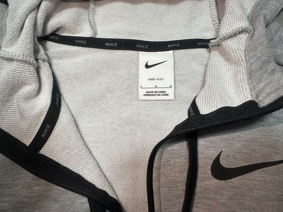 Nike ジャージ上下セット グレー
