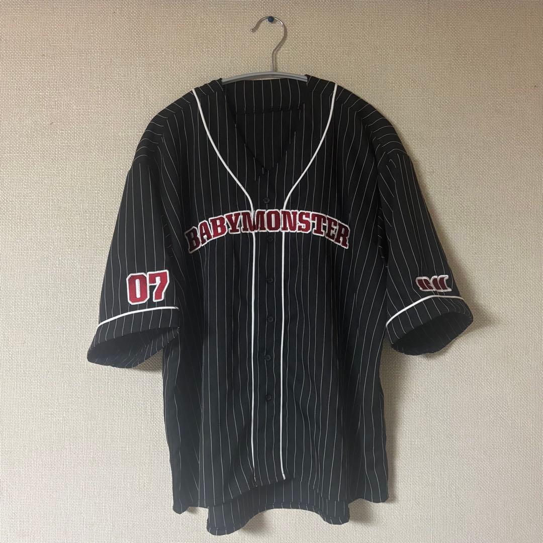 BABYMONSTER ユニフォーム　ライブ　グッズ　トレカ　ベビモン　Tシャツ