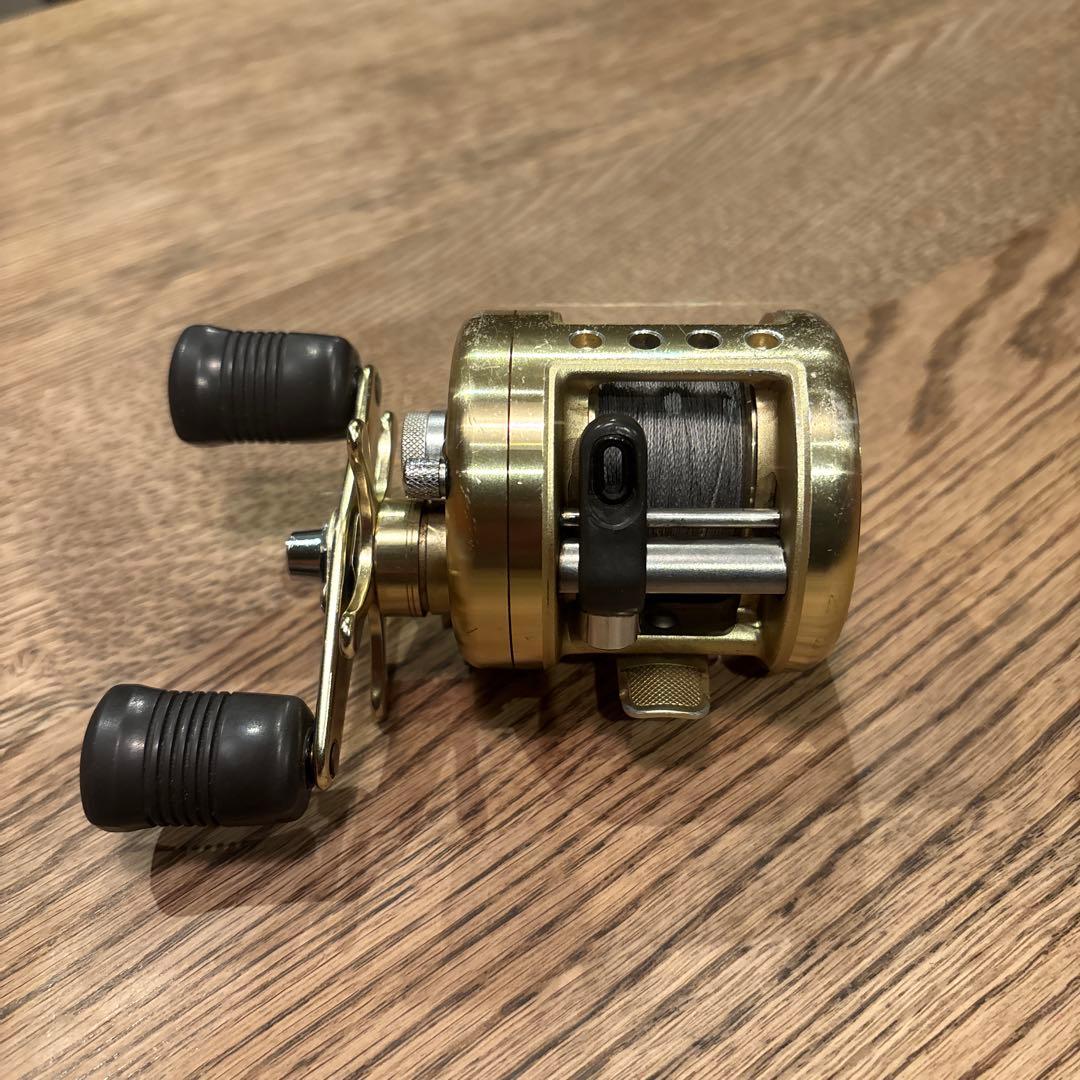 カルカッタ100XT SHIMANO