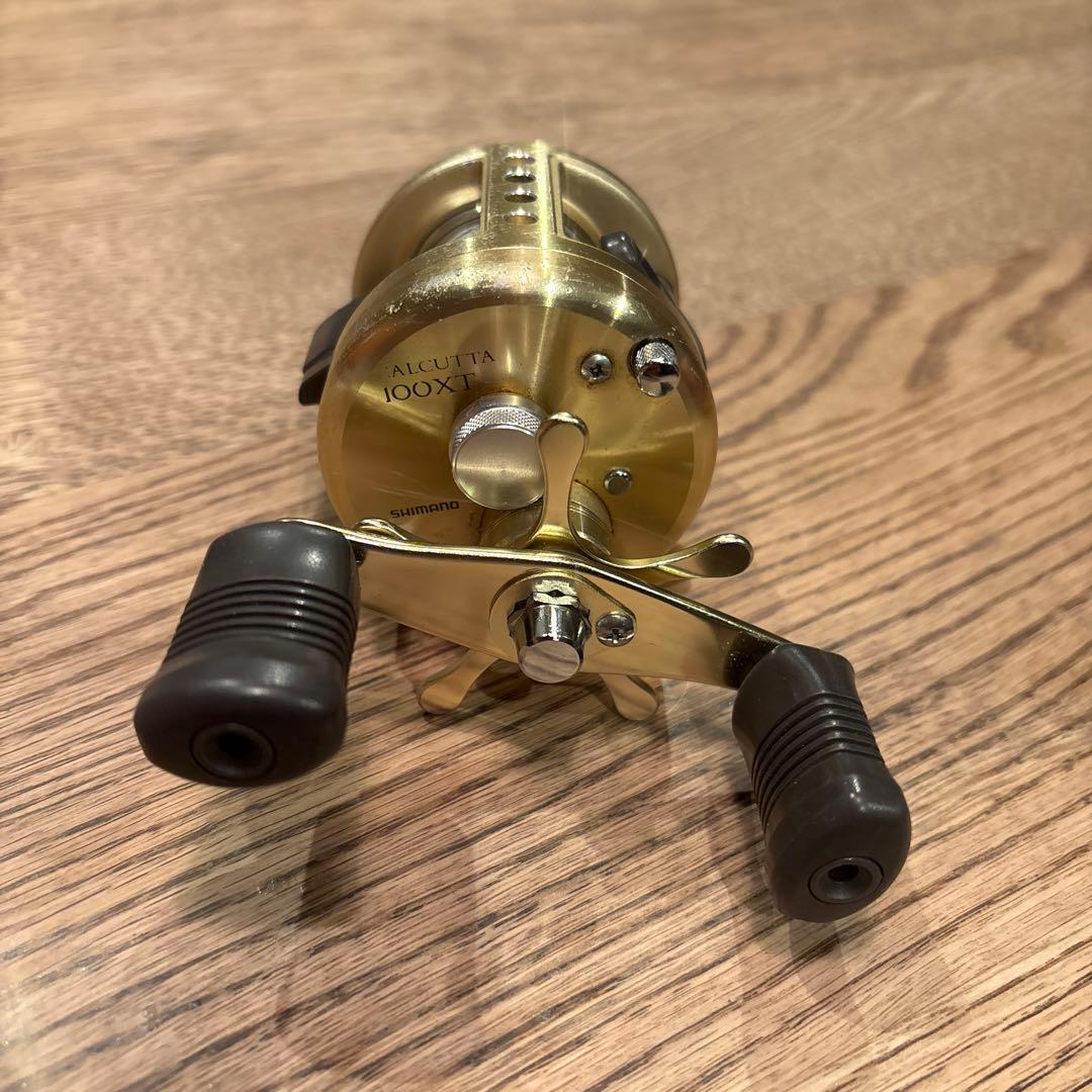 カルカッタ100XT SHIMANO