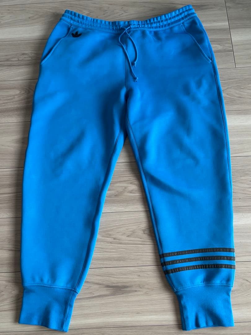 adidas Originaisストリート Neuclassicsセットアップ