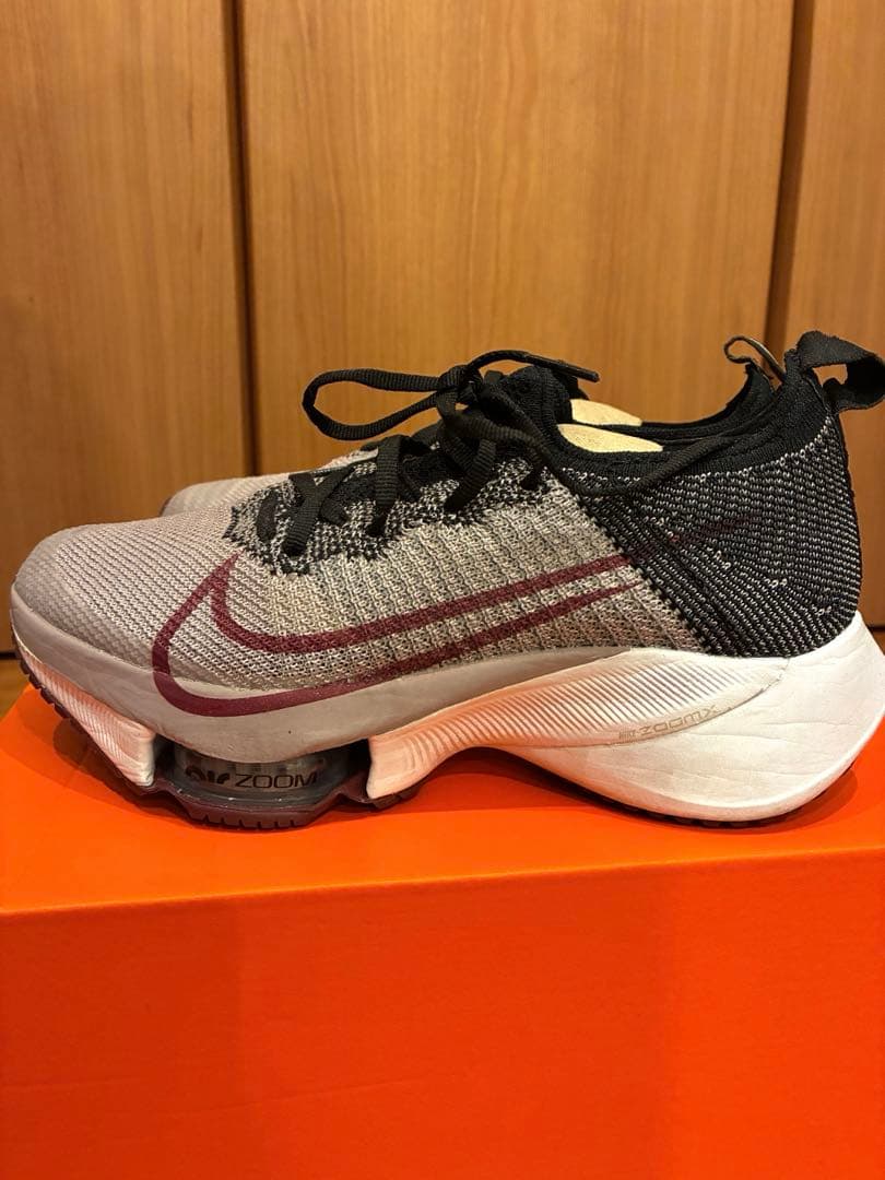 【23cm】 NIKE エア ズーム テンポ ネクスト% フライニット シューズ