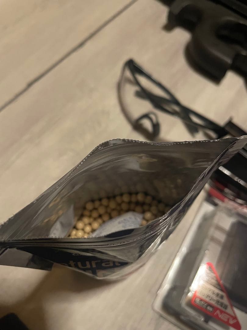 P90電動ガン ブラック BB弾付き　水素電池　専用充電器