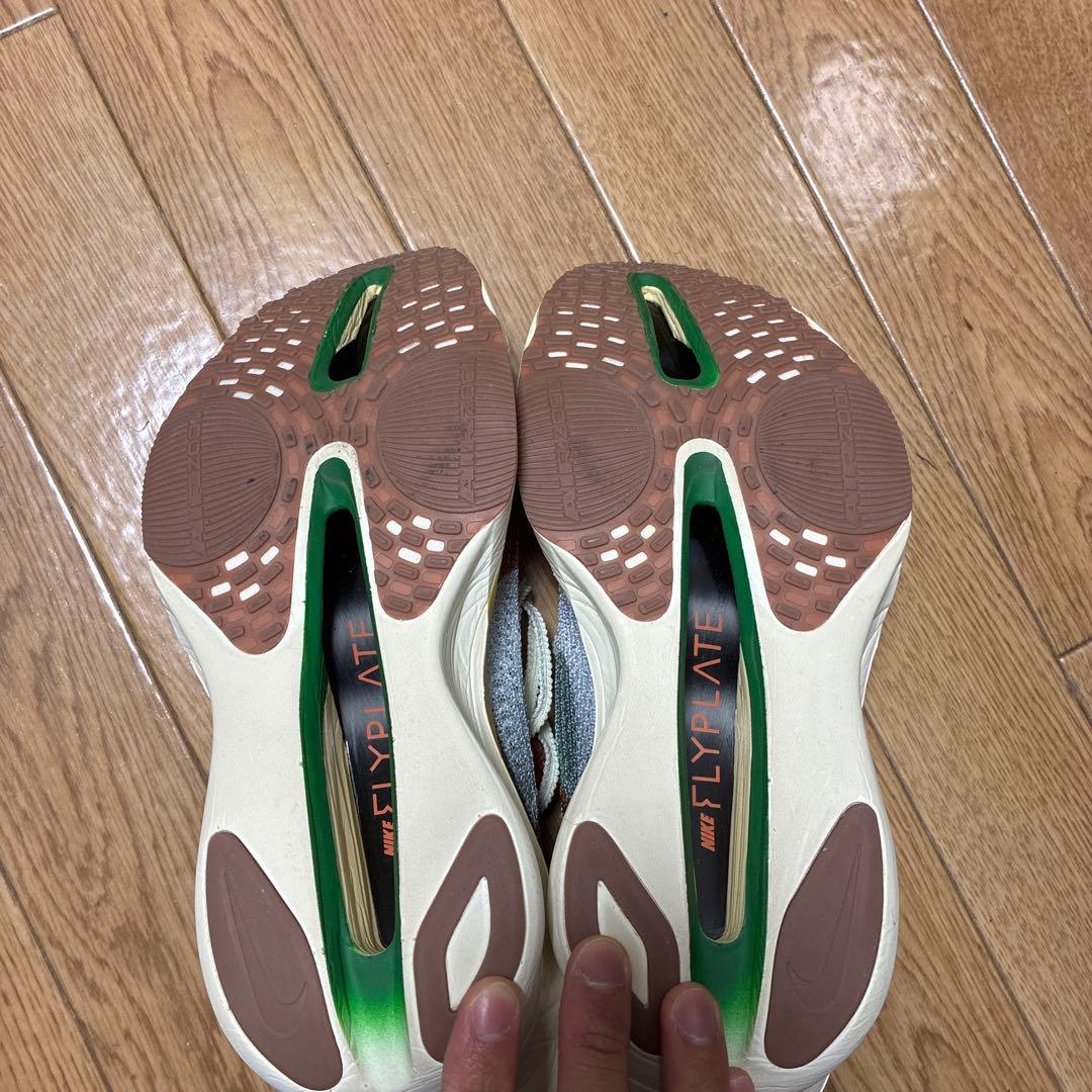 NIKEアルファフライ3とヴェイパーフライ4