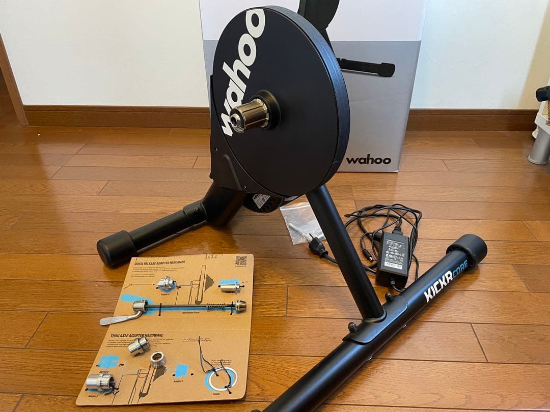w*r様 Wahoo KICKR CORE スマートバイクトレーナー　美品中古