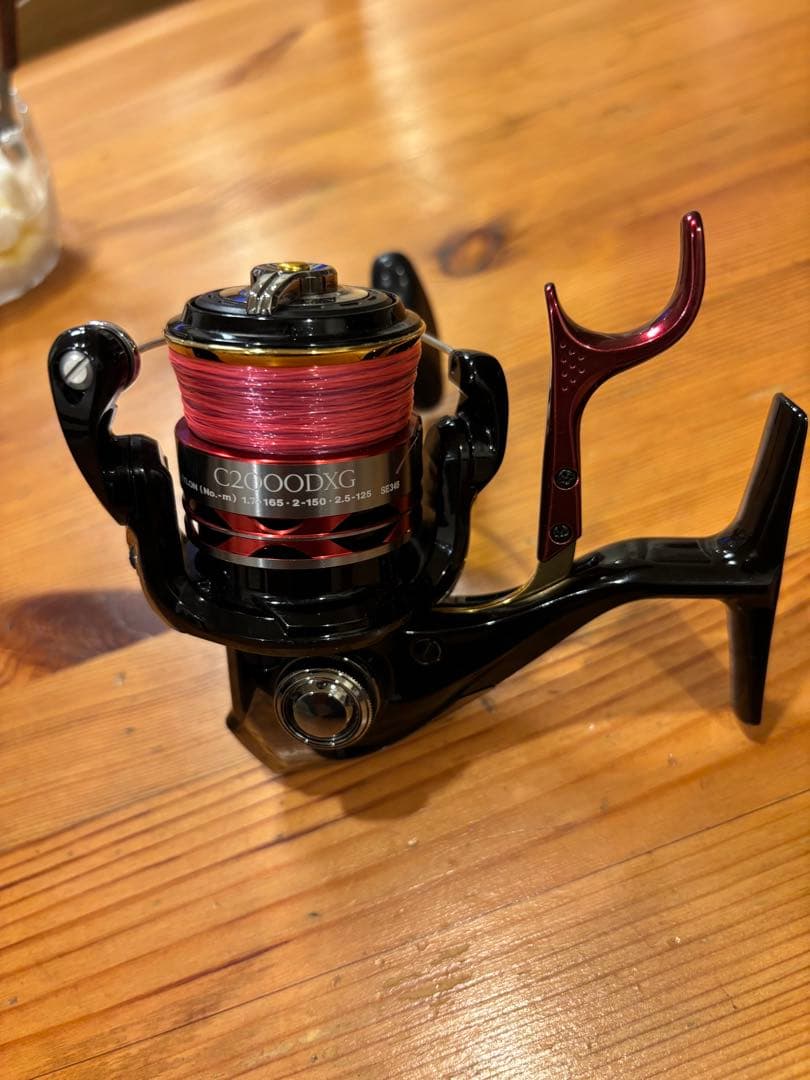 BB-X HYPER FORCE C2000DXG スピニングリール