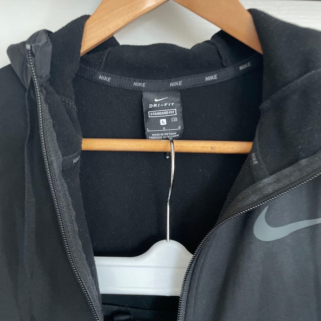 NIKE ジャージ　上下セット　裏起毛　上はL、下はXL