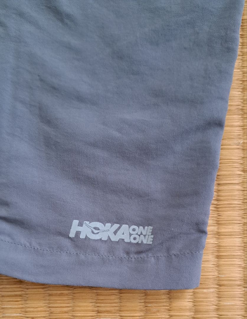 HOKA トレーニングパンツ グレー　日本Lサイズ