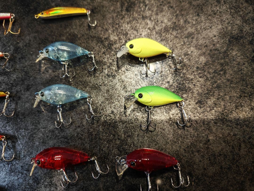 ほぼ新品 渓流 管釣り ルアープラグセット バラ売り不可