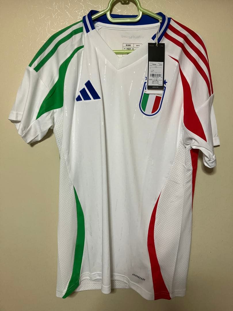 アディダス　イタリア代表アウェイレプリカユニフォーム　Mサイズ　正規品