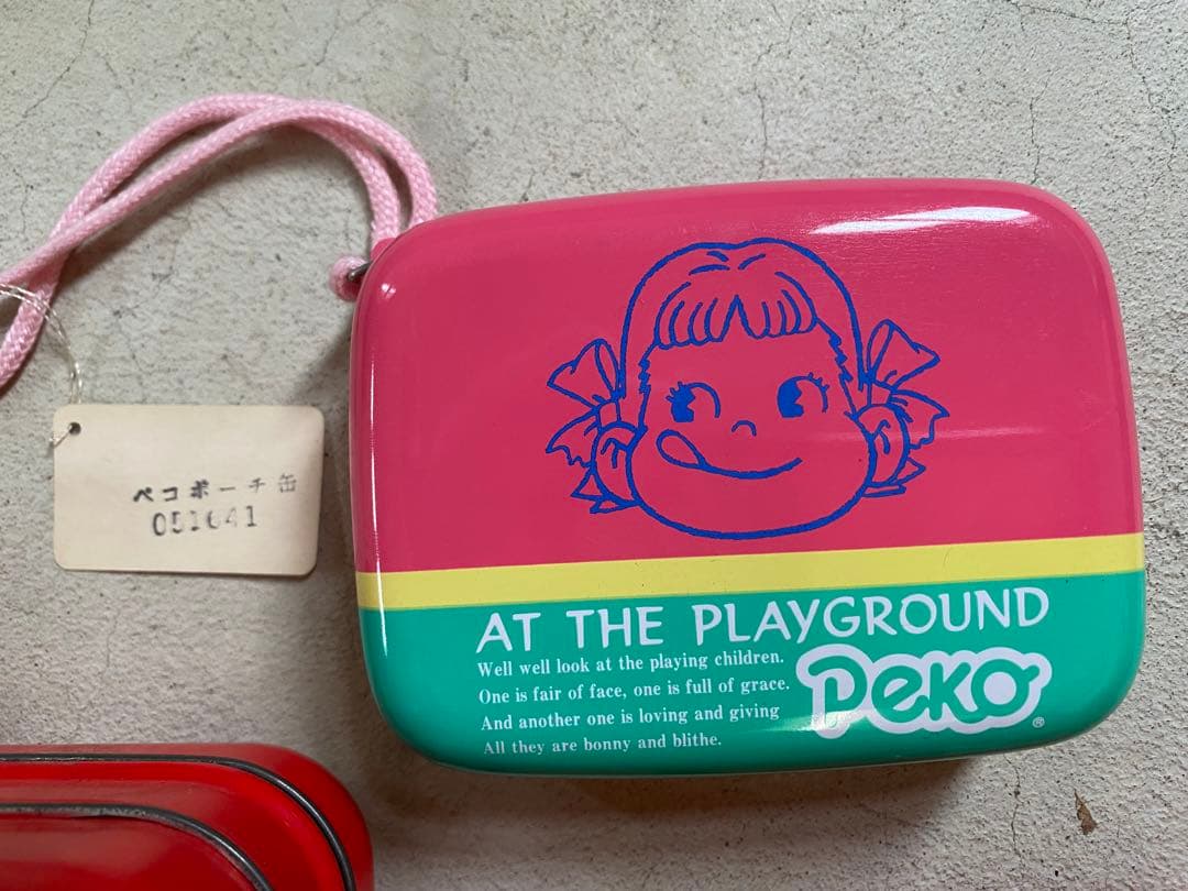 当時物稀少　ペコちゃん　ブリキ缶 トランク、バッグ型缶　セット　タグ付き