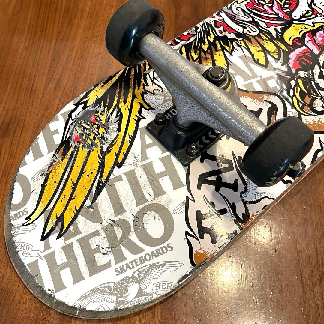 スケボー　アンチヒーロー　スケートボード　　ANTIHERO 7.875