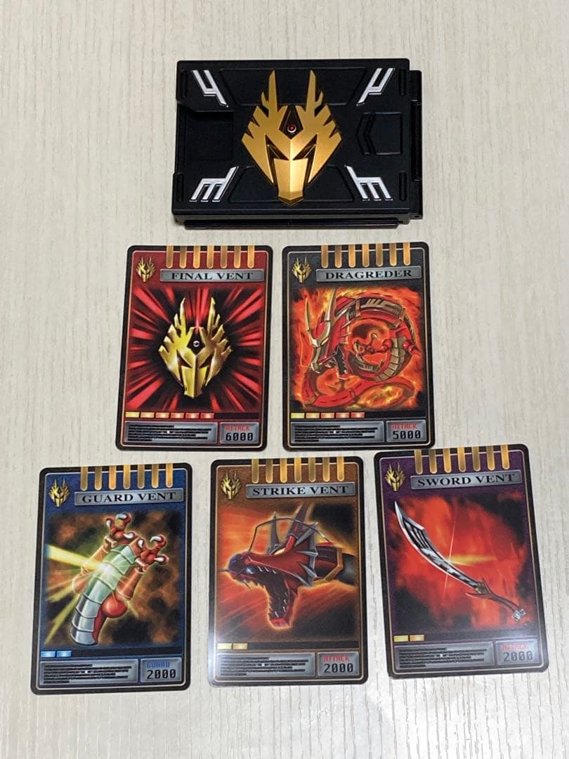 CSM Vバックル　4大仮面ライダーセット付属品 カードデッキ 仮面ライダー龍騎