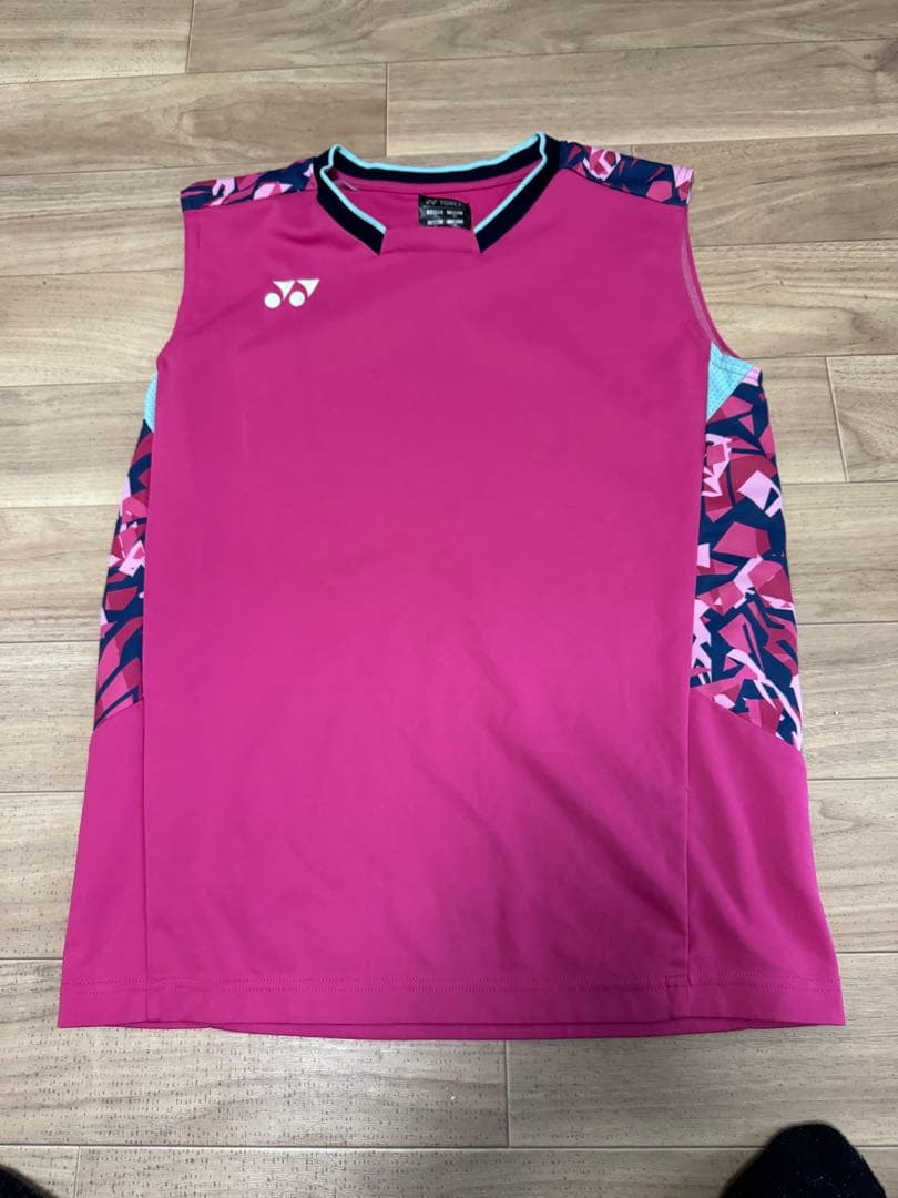 YONEX スリーブレス シャツ ピンク JP M