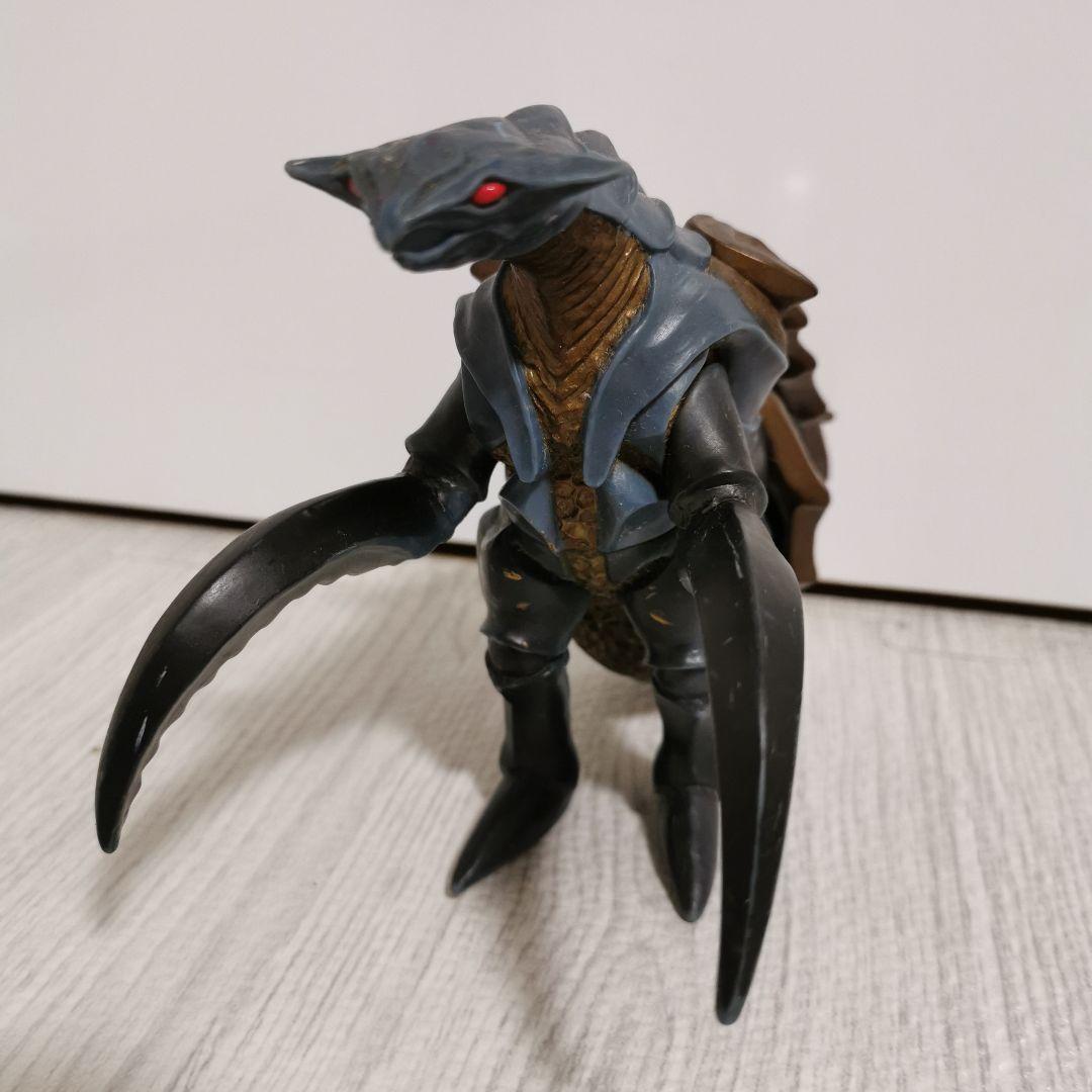 ウルトラマン 怪獣フィギュア ソフビ 20体まとめ売り