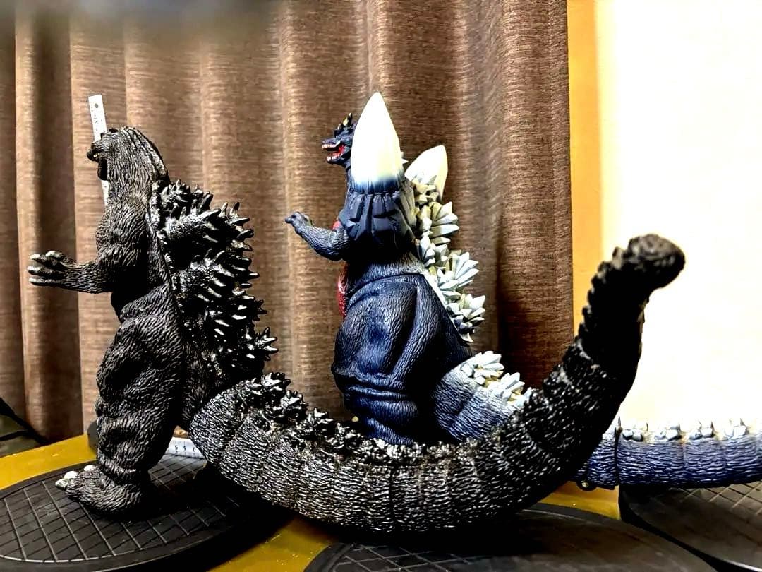 メチャクチャデカい 約45cm ゴジラ VS スペースゴジラ 2品 セット