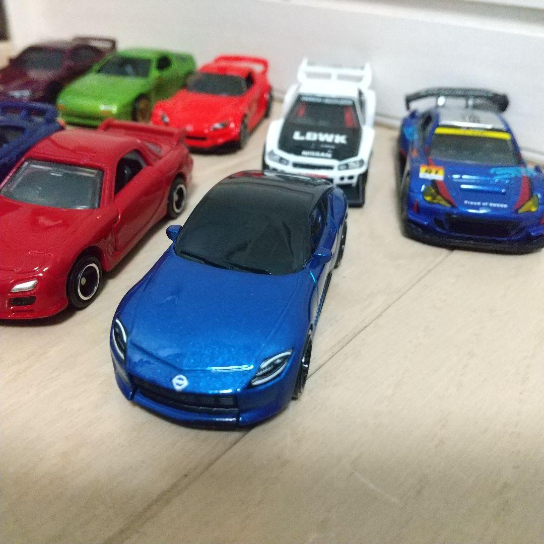 ミニカー9台セット、トミカ、ホットウィール等。