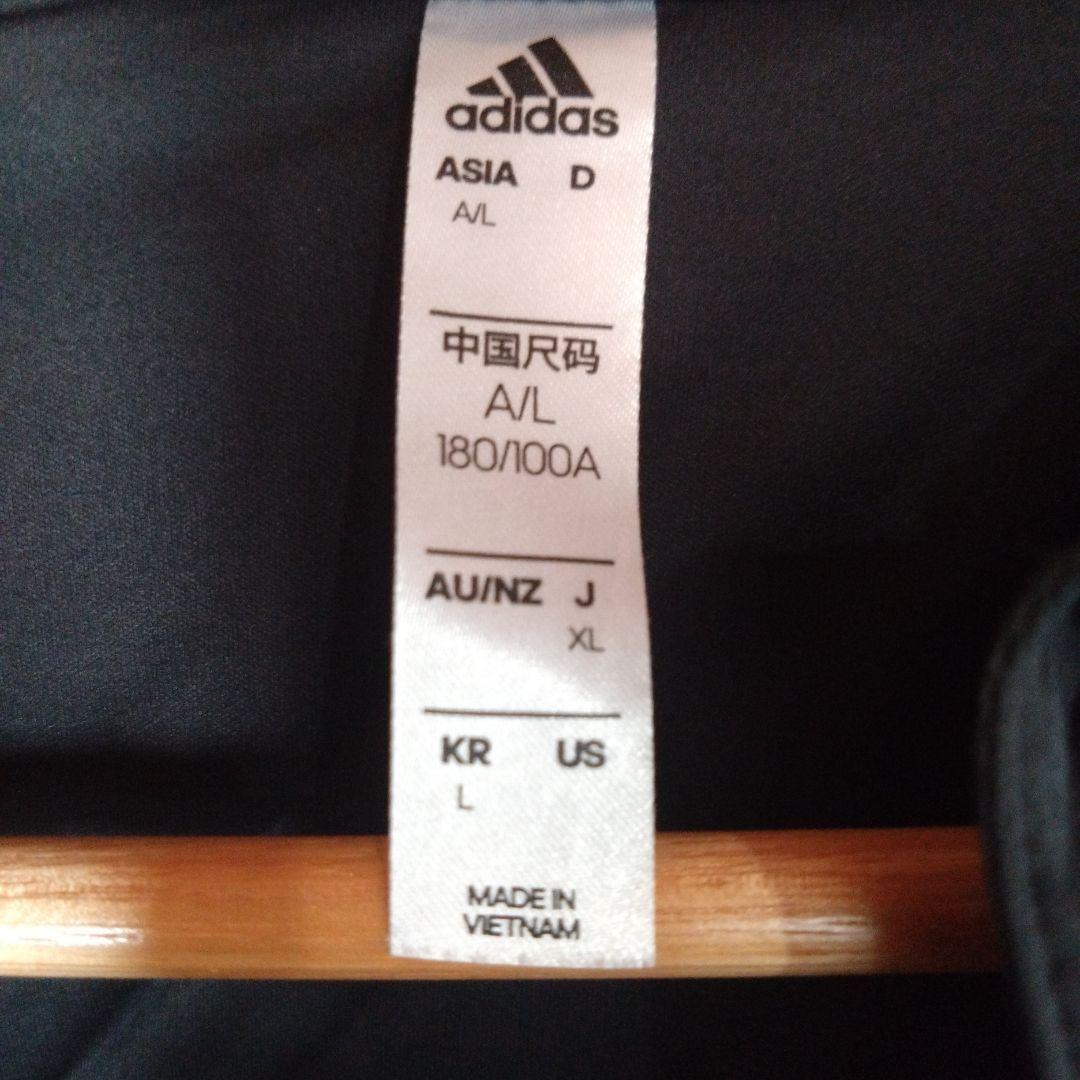 adidas 黒 キルティング中綿ジャケット　XL
