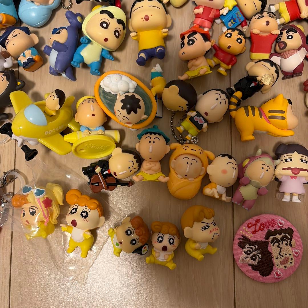 クレヨンしんちゃん　フィギュア　ガチャガチャ　プライズ 100点以上まとめうり