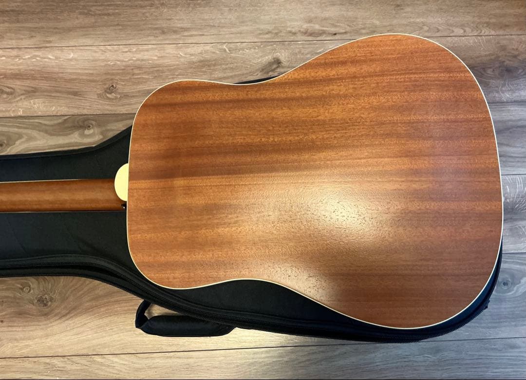 Guild D-240E ギター