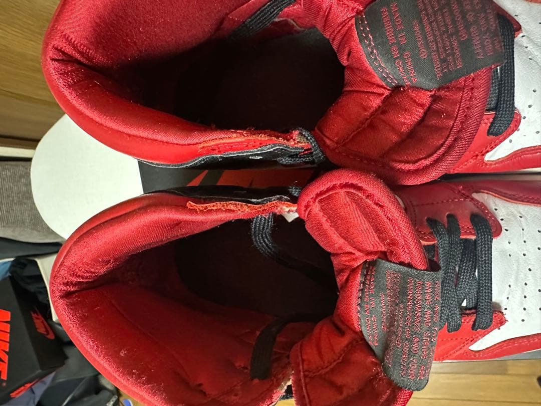 NIKE Air Jordan 1 赤白