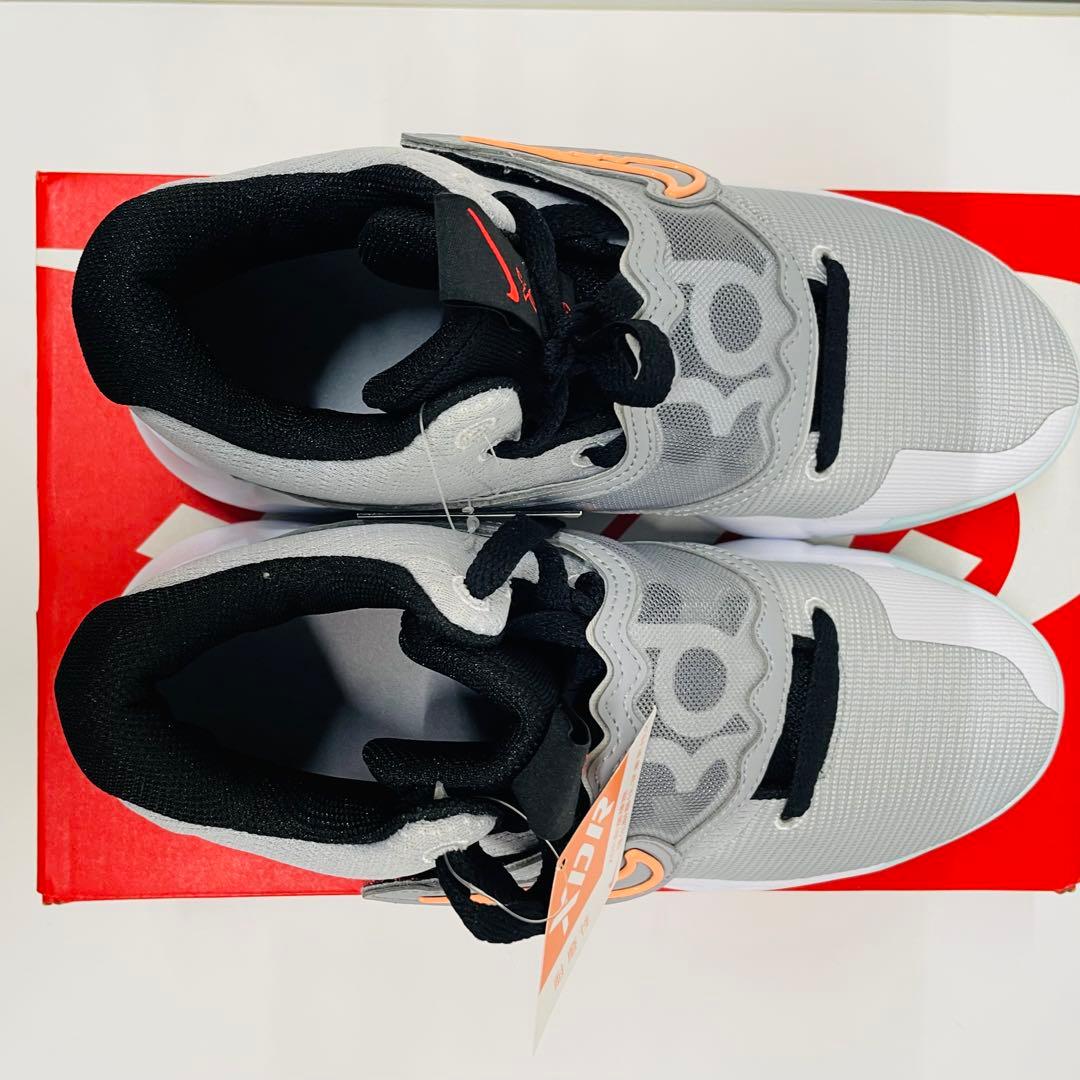 【新品】バッシュ バスケットボール バスケット シューズ 26cm NIKE