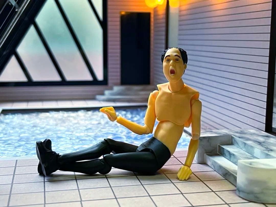 例のプール　フィギュア用ジオラマ　キット組立完成品　1/12