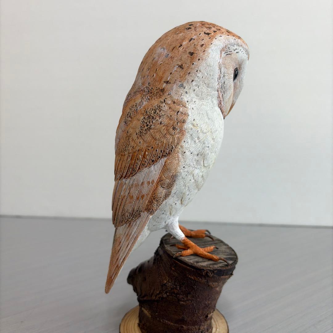 野鳥.メンフクロウ　バードカービング　野鳥彫刻　木彫り野鳥　一点物　ハンドメイド