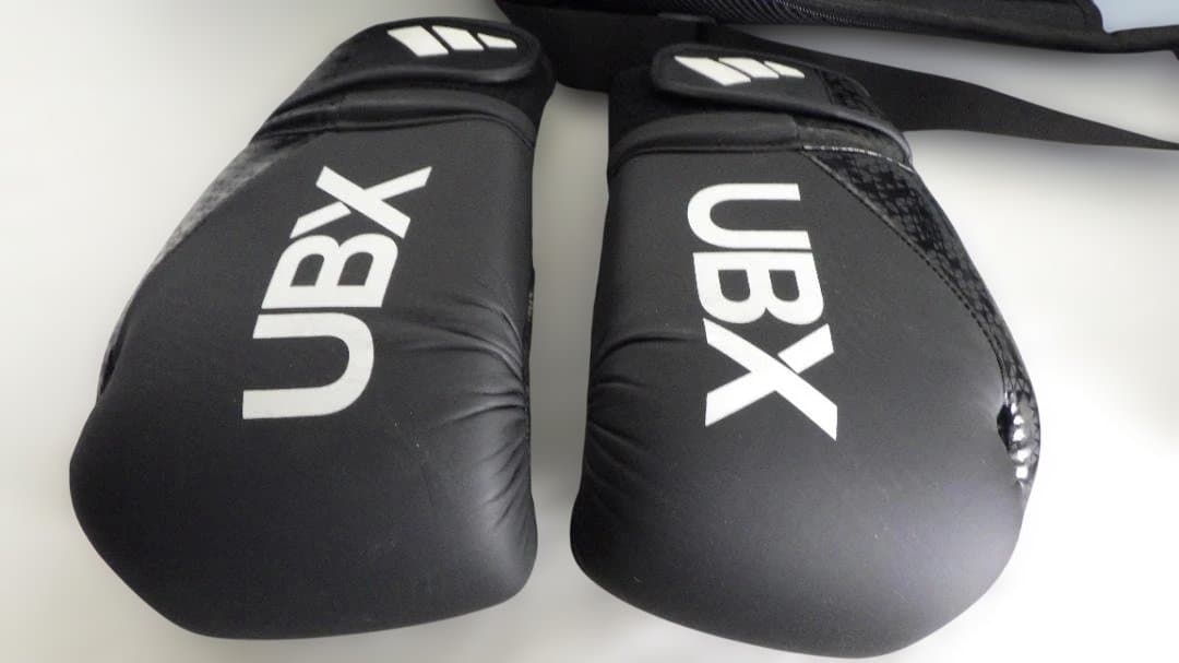 1092/美品　未使用　PBP UBX　ボクシンググローブ　2セット　10oz