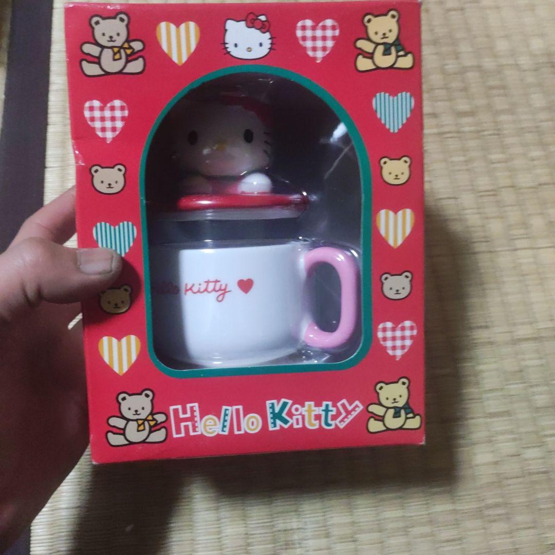 ハローキティ　カップ型小物入れ　陶器