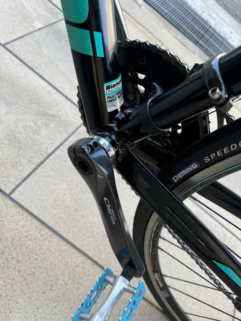 BIANCHI vianirone7ロードバイク自転車