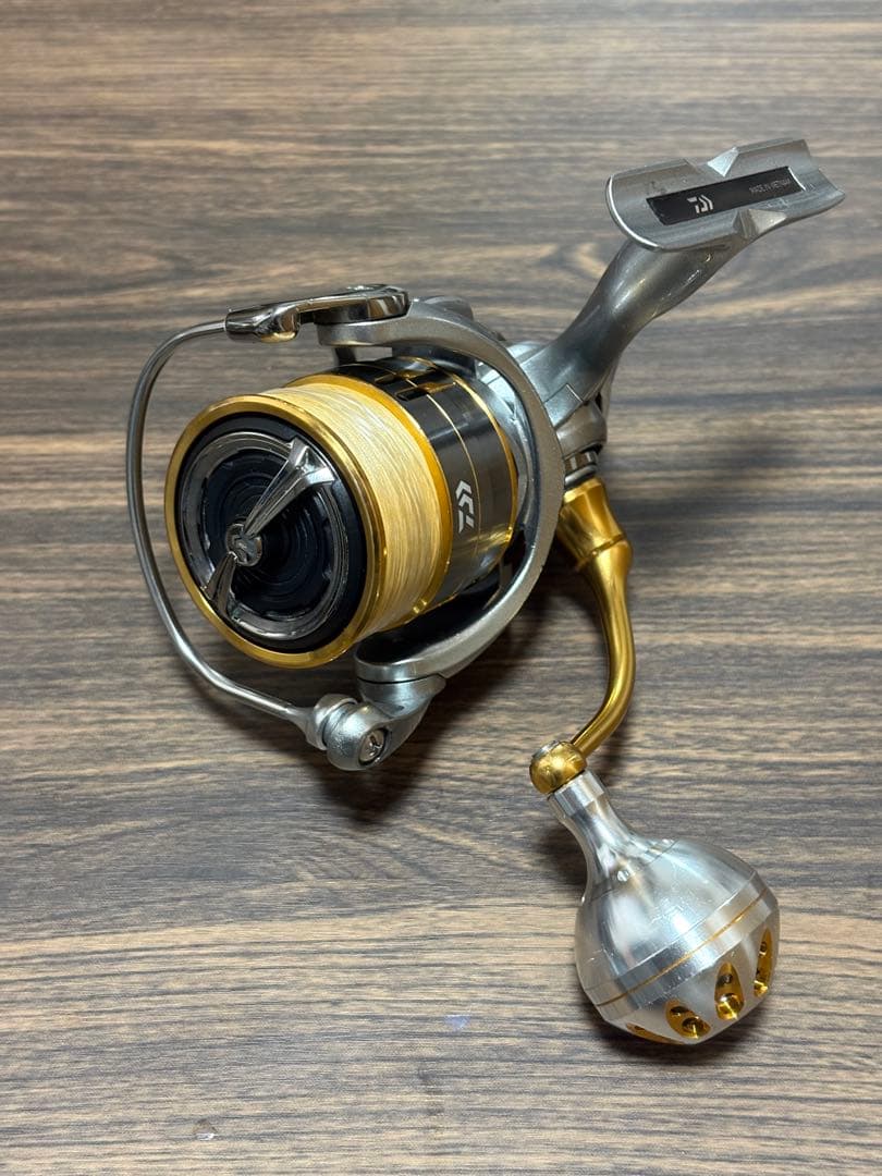 Daiwa FREAMS LT 3000S-CXH スピニングリール ゴメクサス