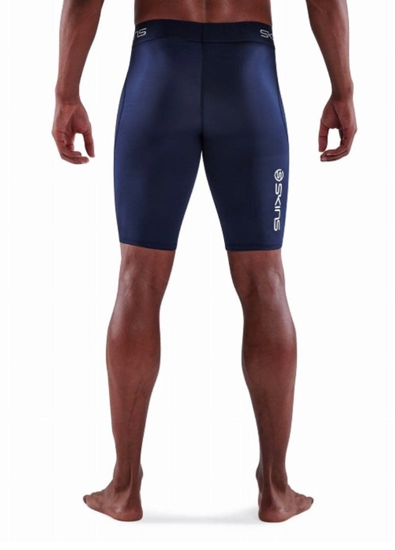 Skins series 1 ハーフタイツ　M サイズ　新品