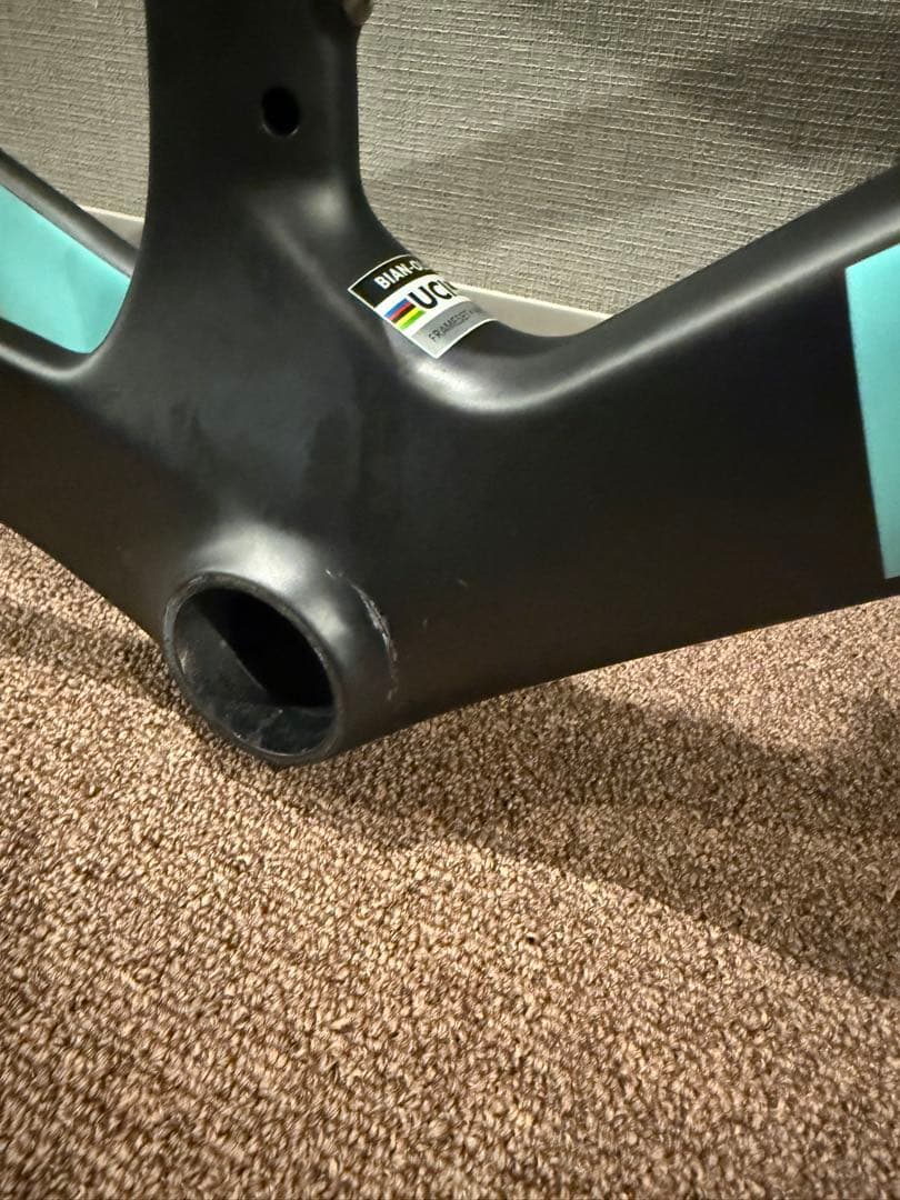 Bianchi Oltre Pro 2024ロードバイク フレームセット