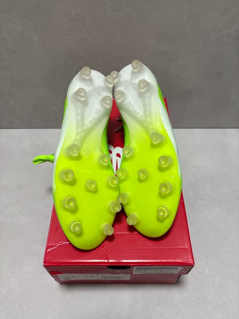 New Balance Furon V8 Elite HG(2E) フューロン