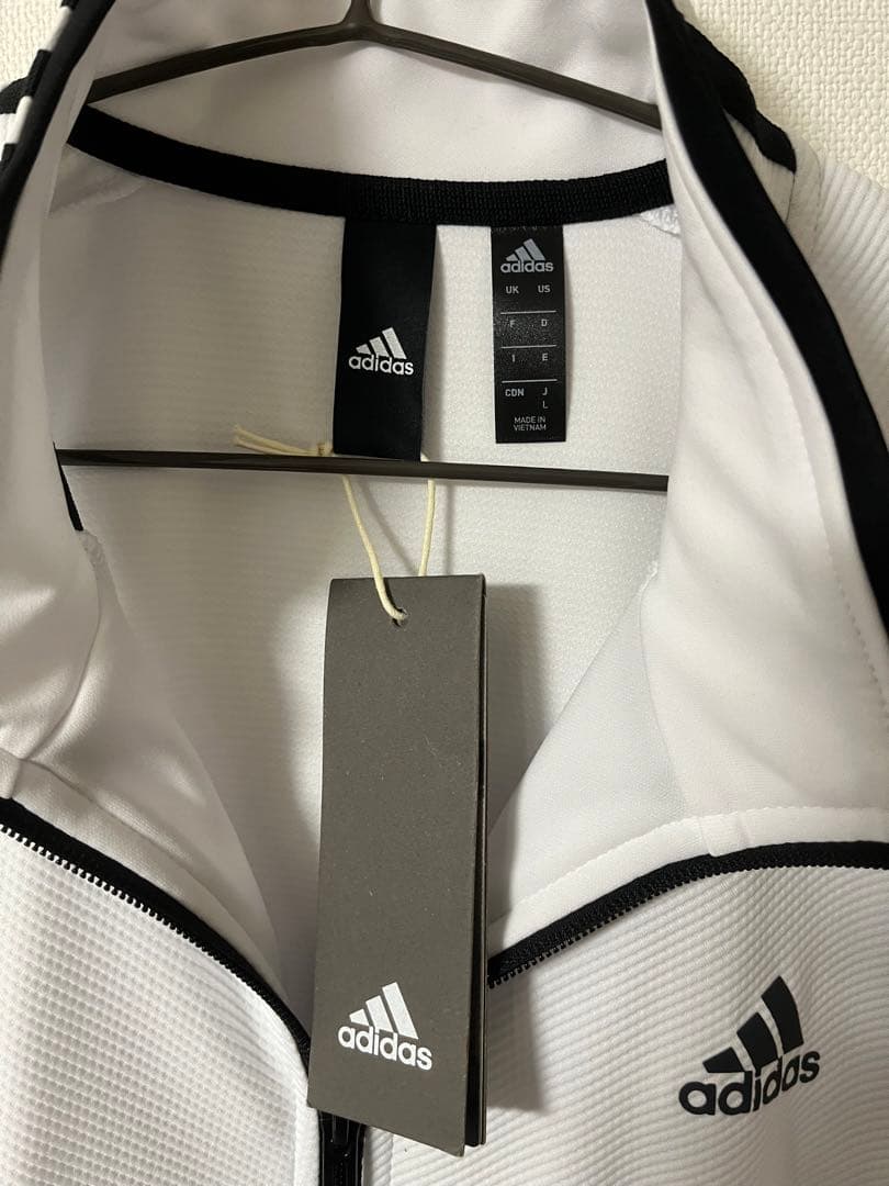 【未使用】タグ付き adidas ジャージ トラックジャケット 白 L
