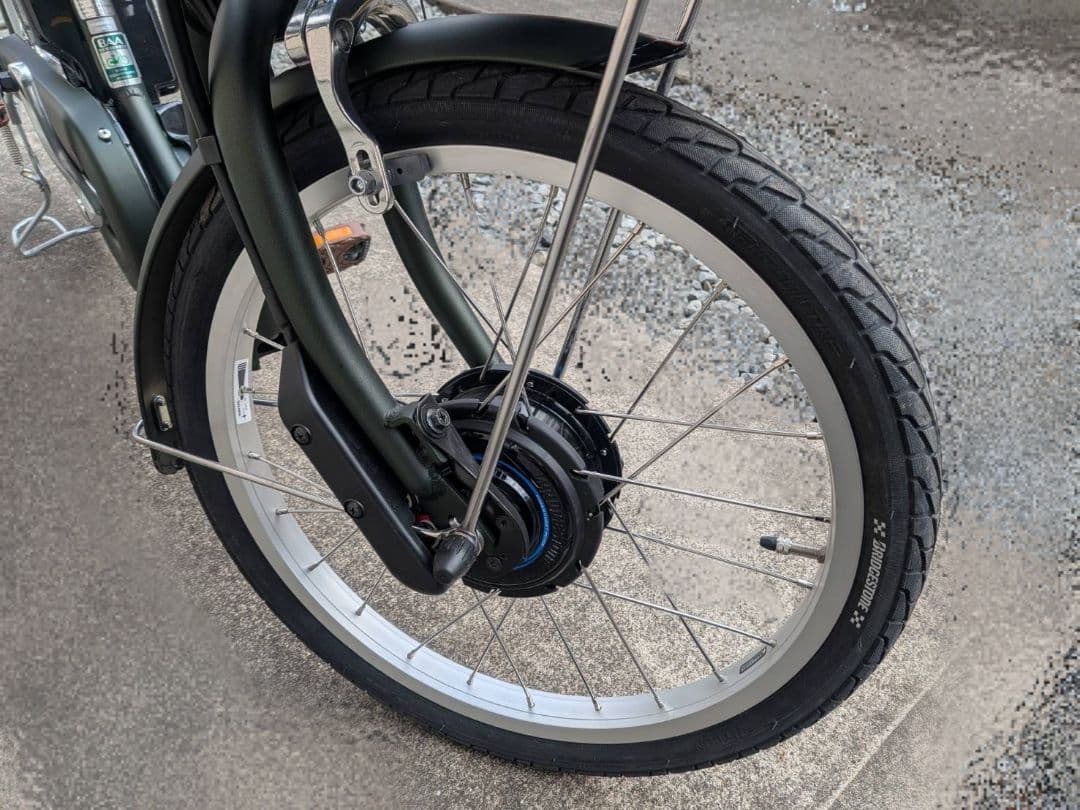 ​【ほぼ新品】ブリヂストン ラクット 20インチ RK0B45 ジェードオリーブ