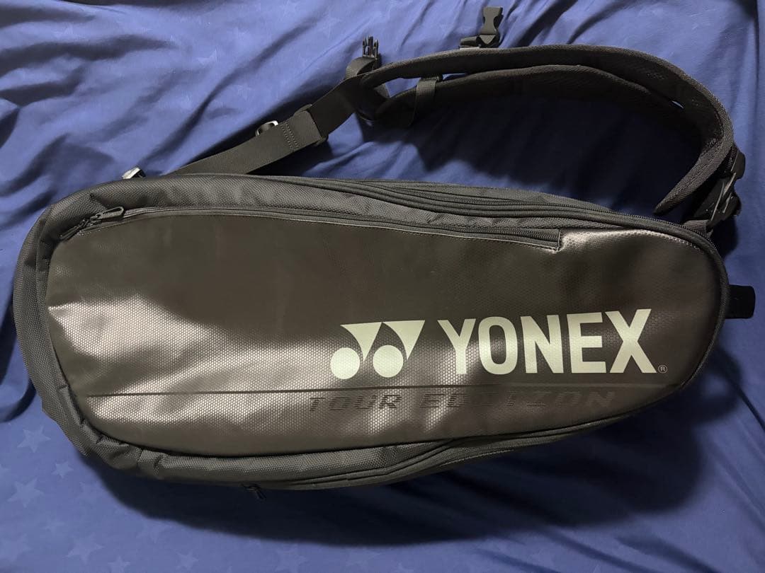 YONEX TOUR EDITION バドミントンバッグ〈テニス6本〉