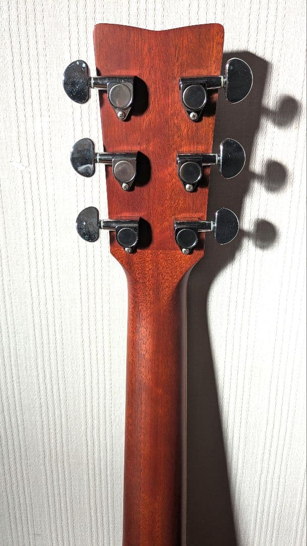 YAMAHAアコースティックギター FG820　ハードケース＆カポタスト付き