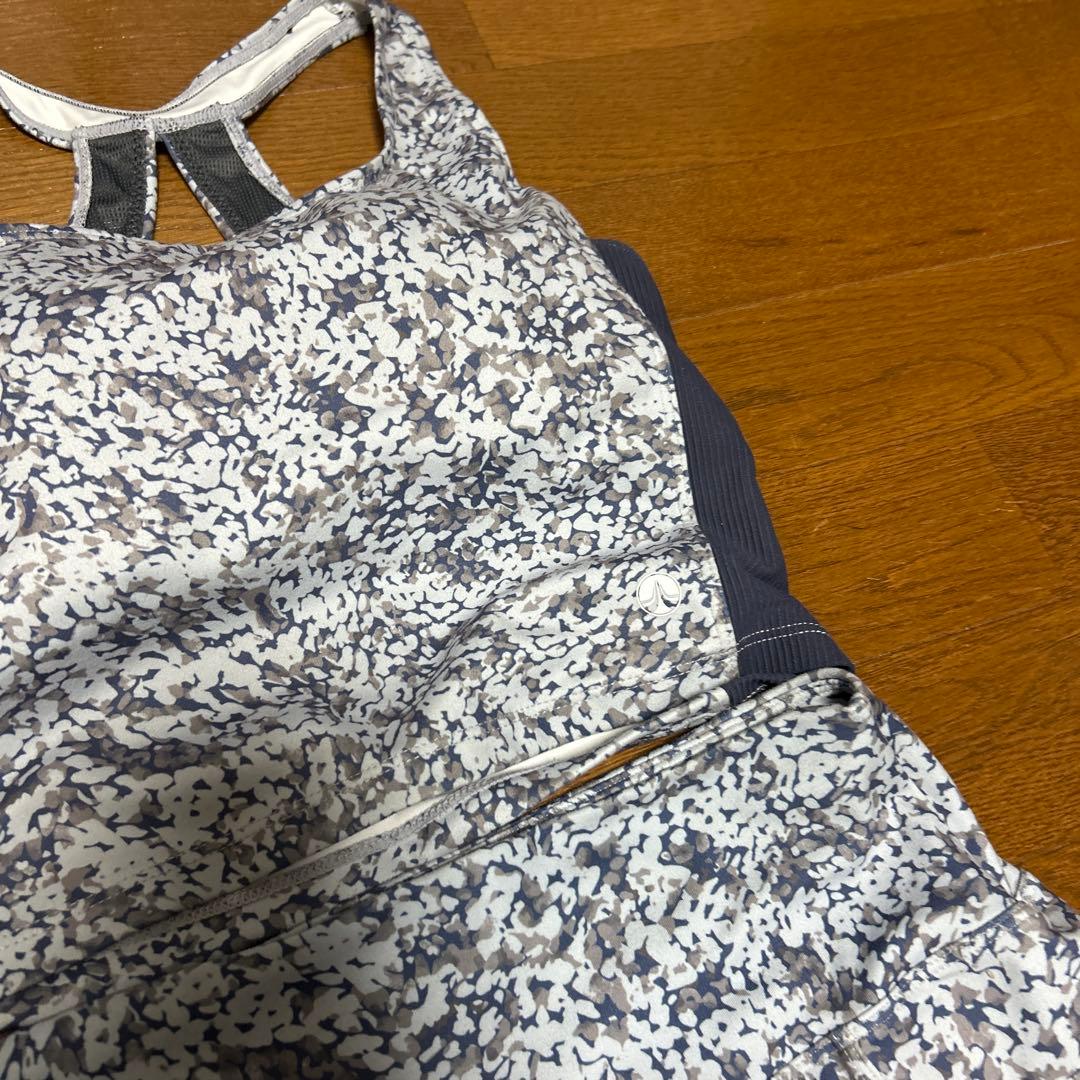 SUKALA 花柄スポーツブラとレギンスセット Mサイズ