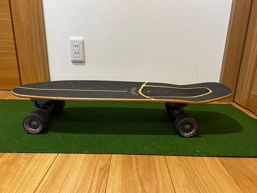 Carver カーバー　Taylor Knox スケートボード