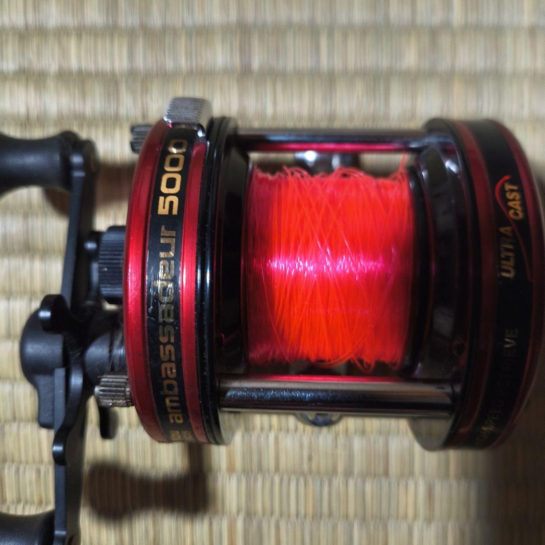 マ*)様 Abu Garcia 赤 ベイトリール