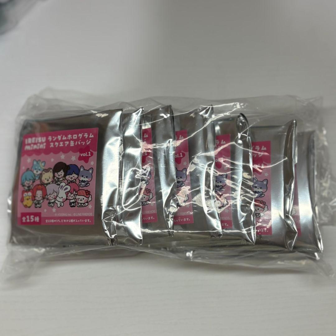 いれいす minini ホログラムスクエア缶バッジ 8個 特典カード3枚　セット